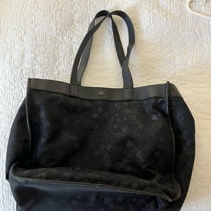 lululemon athletica Black Shoulder Bag